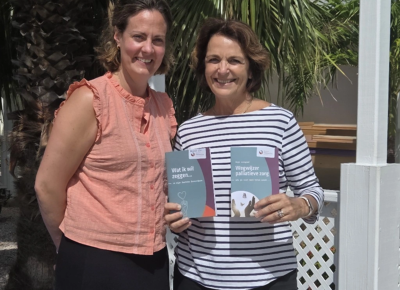 Wensenboekje bereikt hospice Arco Cavent op Curaçao